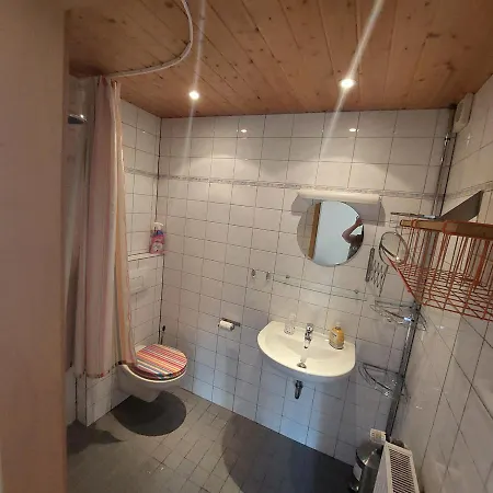 Apartment Zimmervermietung Schnackenberg Vollersode